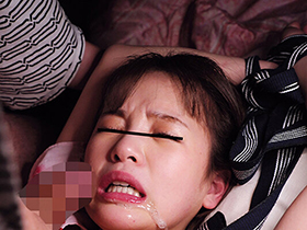 義父や兄、まさか帰り道に拉●レ●プされる貧乳ロ●―タ美少女　ゆい　サンプル画像16